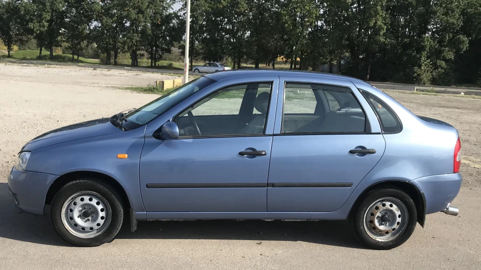 Lada Калина Седан 3