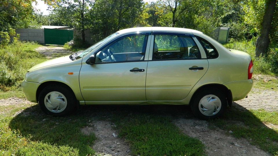 Lada Калина Седан 3