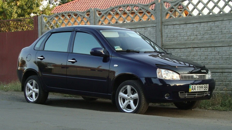 Lada Калина Седан 3