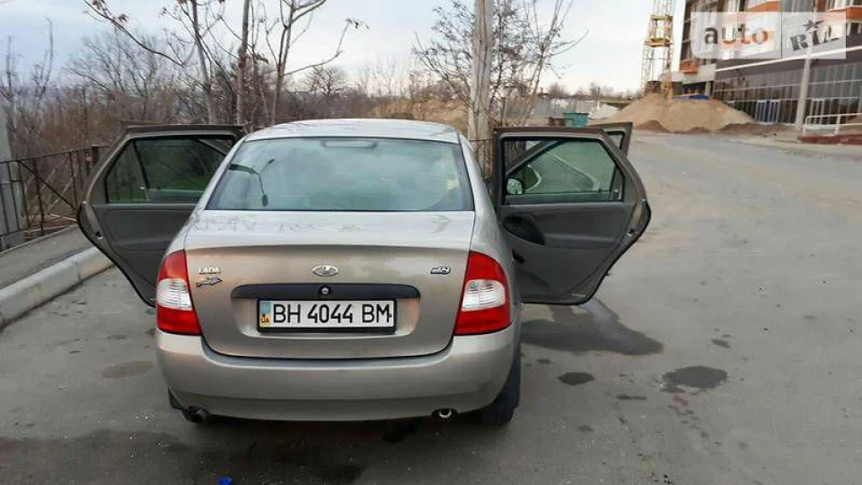 Lada Калина Седан 2