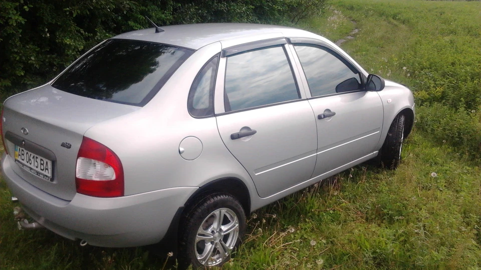 Lada Калина Седан 3