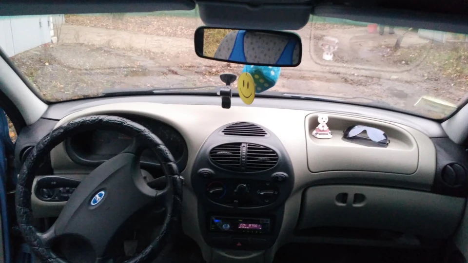 Lada Калина Седан 4