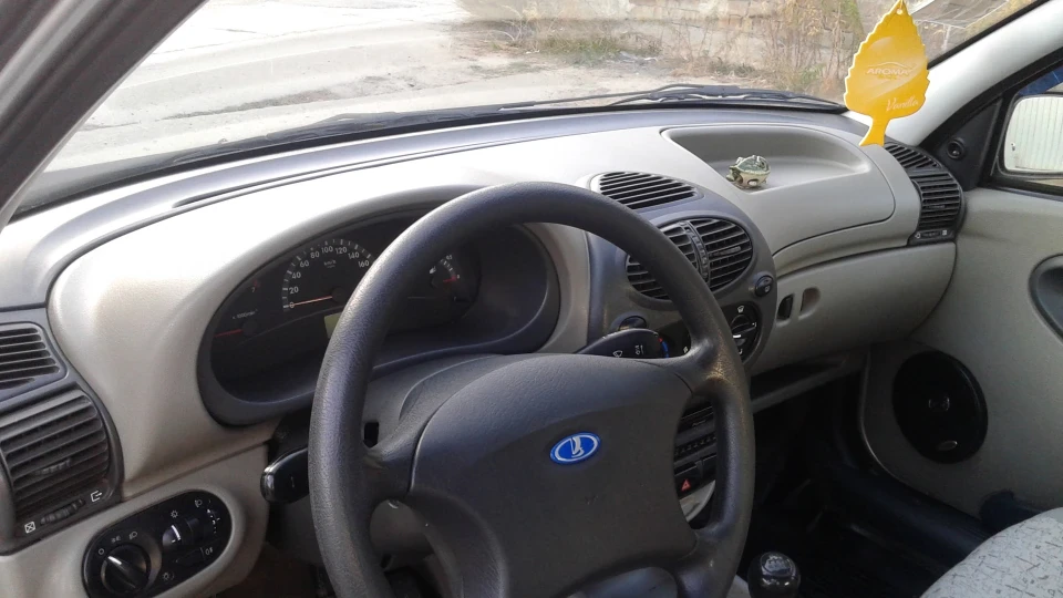 Lada Калина Седан 1,6 8 кл. 4