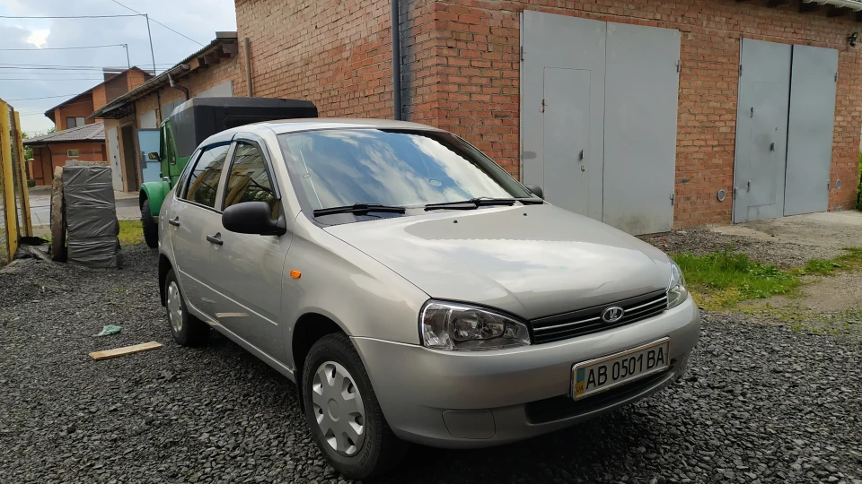 Lada Калина Седан 1,6 бензин 2