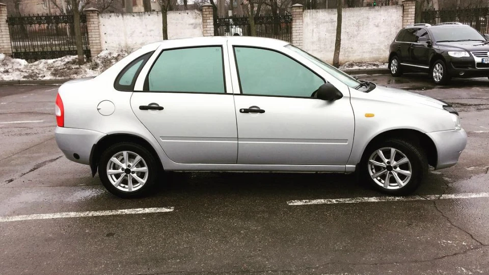 Lada Калина Седан 1.6 5