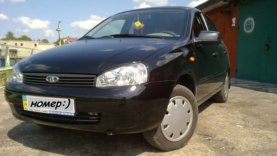 Lada Калина Седан black viburnum 2