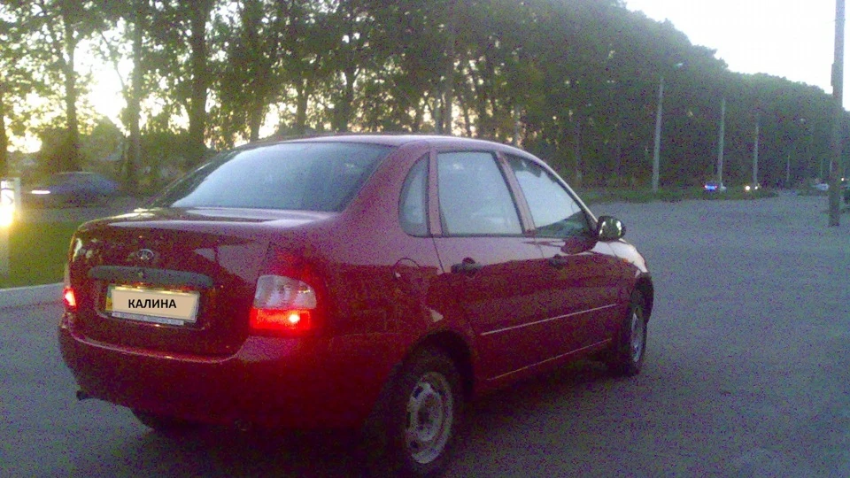 Lada Калина Седан Феррарі в кузові Лада 2