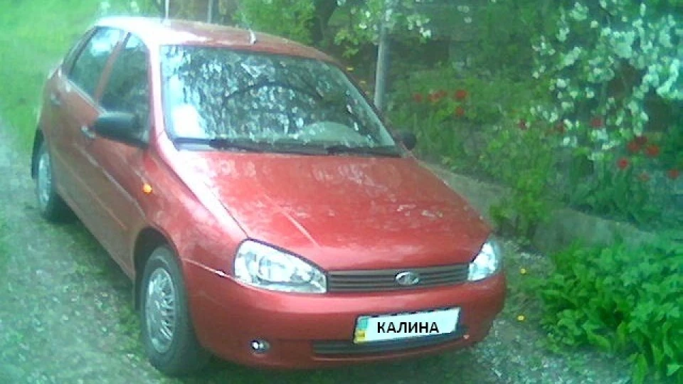 Lada Калина Седан Феррарі в кузові Лада 3