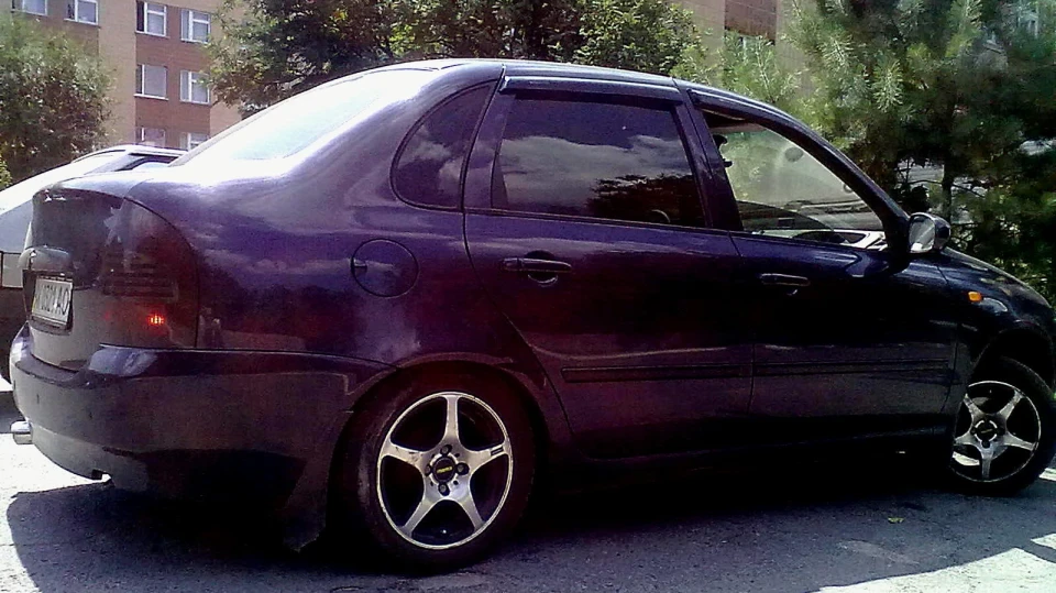 Lada Калина Седан Каліненя 3