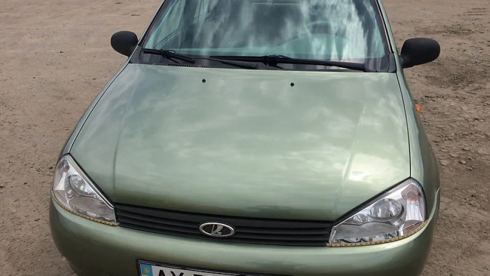 Lada Калина Седан Колумбійський зелений