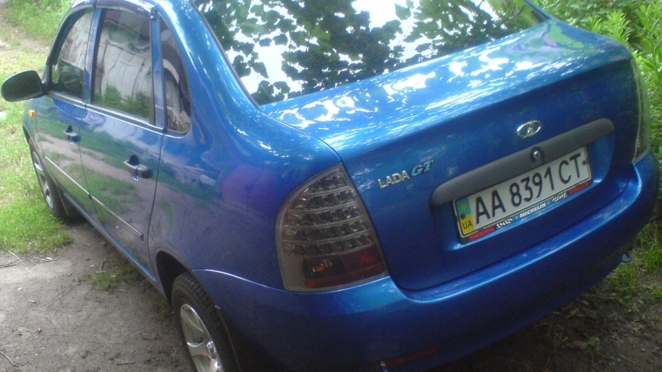Lada Калина Седан синьоочок 4