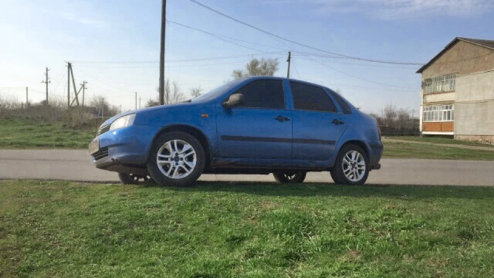 Lada Калина Седан Закочений у мотлох 4