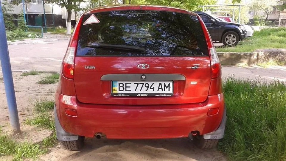 Lada Калина Хетчбек 2