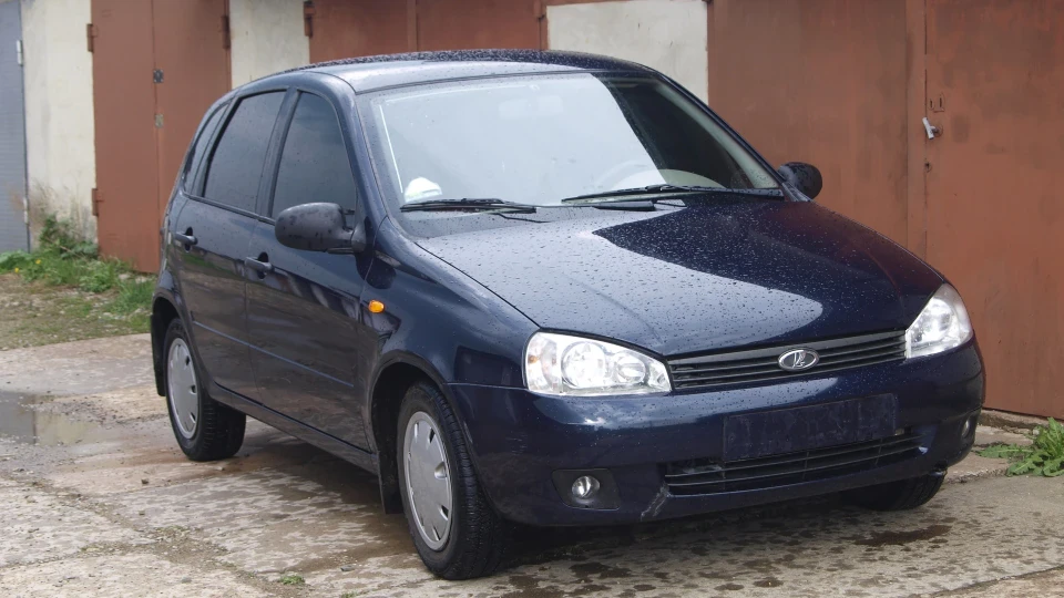 Lada Калина Хетчбек 4