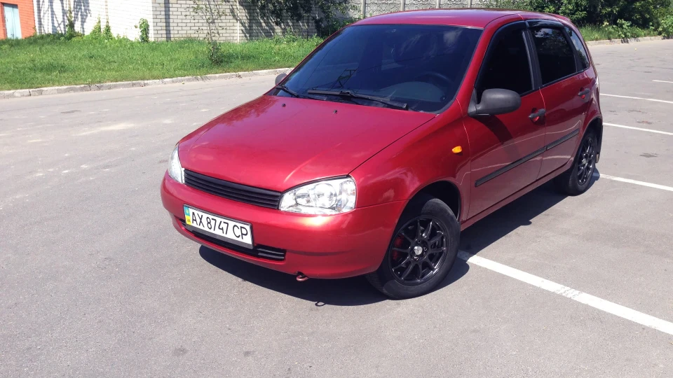 Lada Калина Хетчбек 2