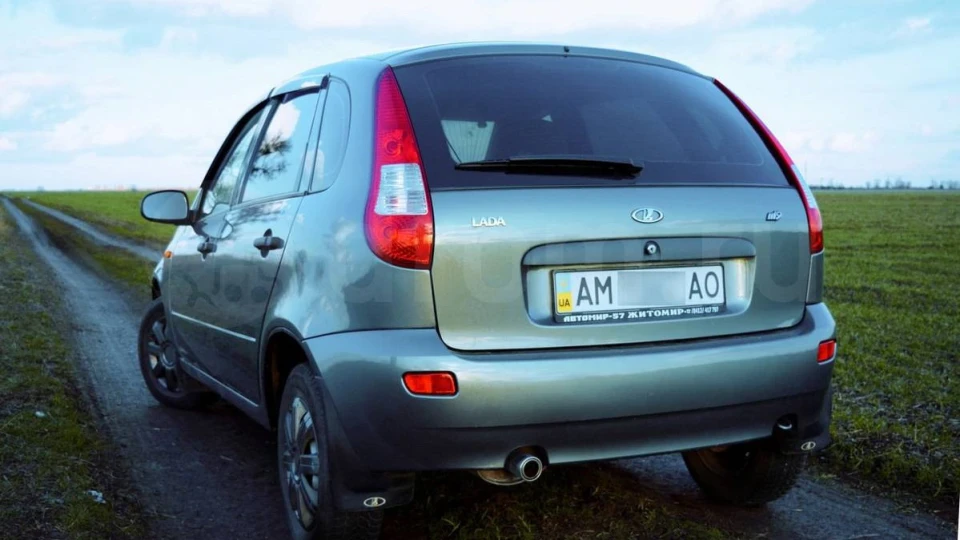Lada Калина Хетчбек 3