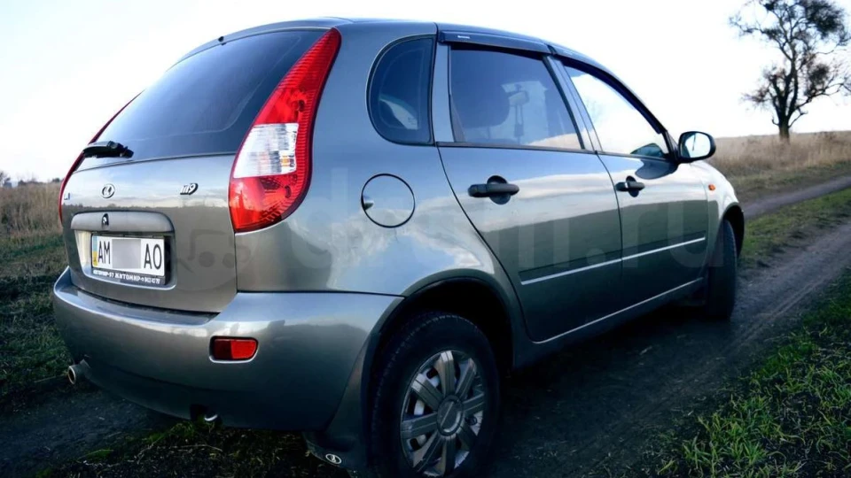 Lada Калина Хетчбек 4