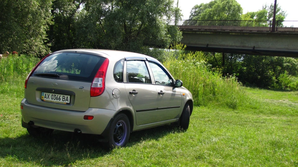 Lada Калина Хетчбек 2