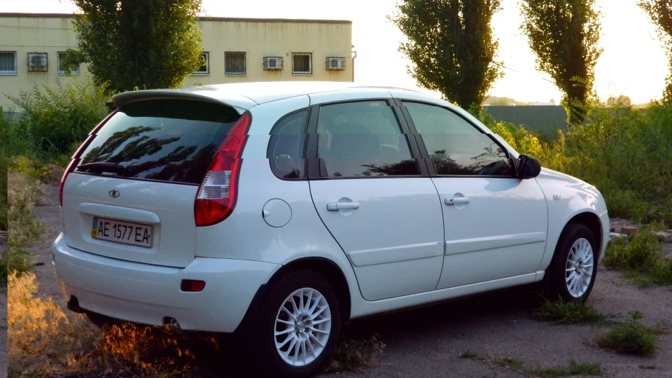 Lada Калина Хетчбек