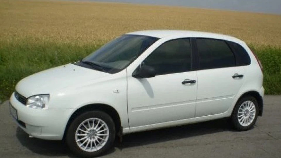 Lada Калина Хетчбек 2