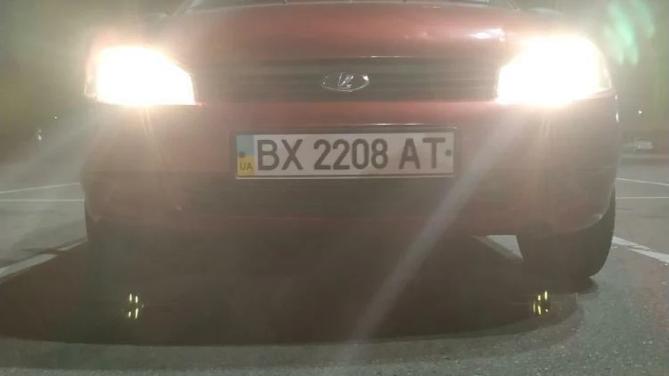 Lada Калина Хетчбек 3