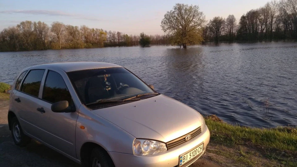 Lada Калина Хетчбек 5