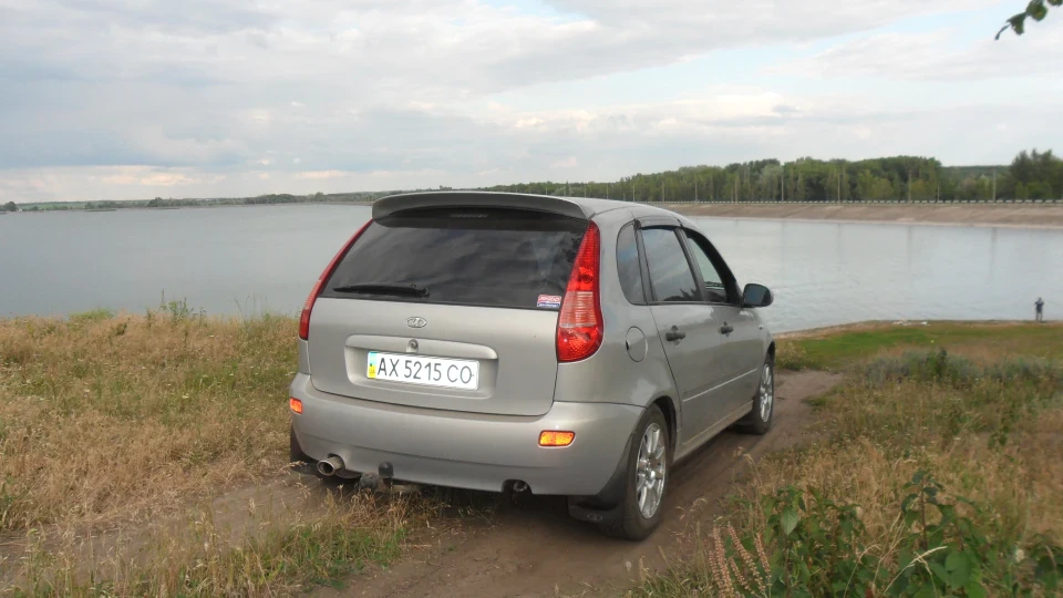 Lada Калина Хетчбек 2
