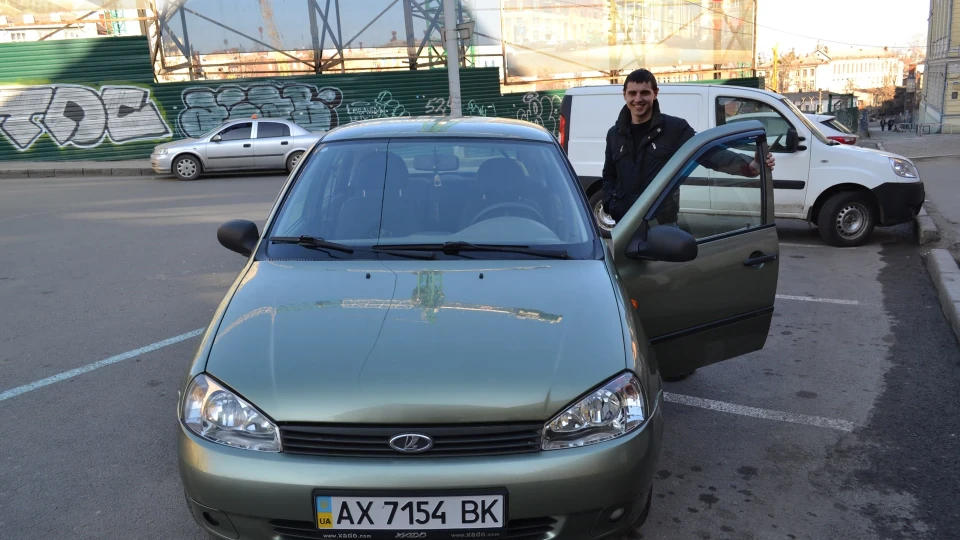 Lada Калина Хетчбек 5