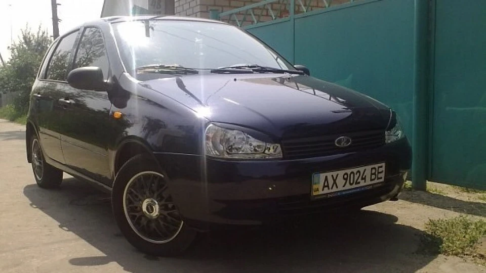Lada Калина Хетчбек 4