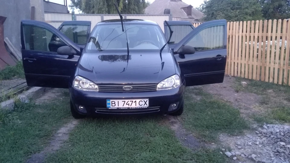 Lada Калина Хетчбек 2
