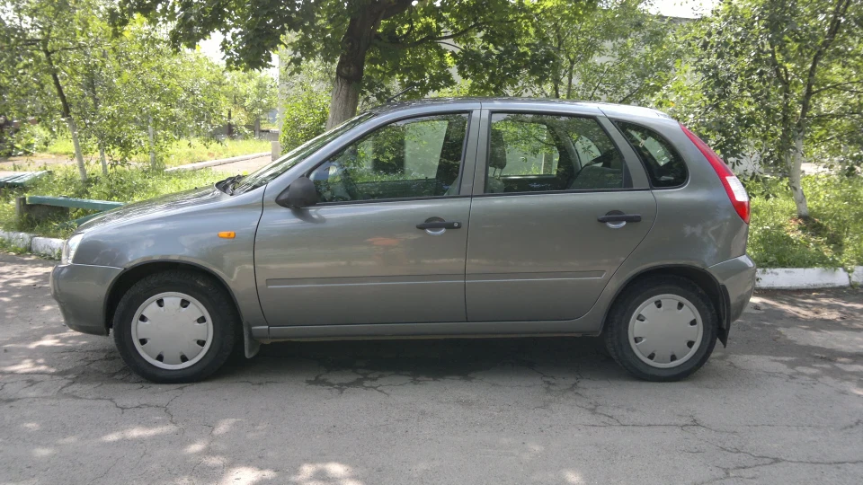Lada Калина Хетчбек 3