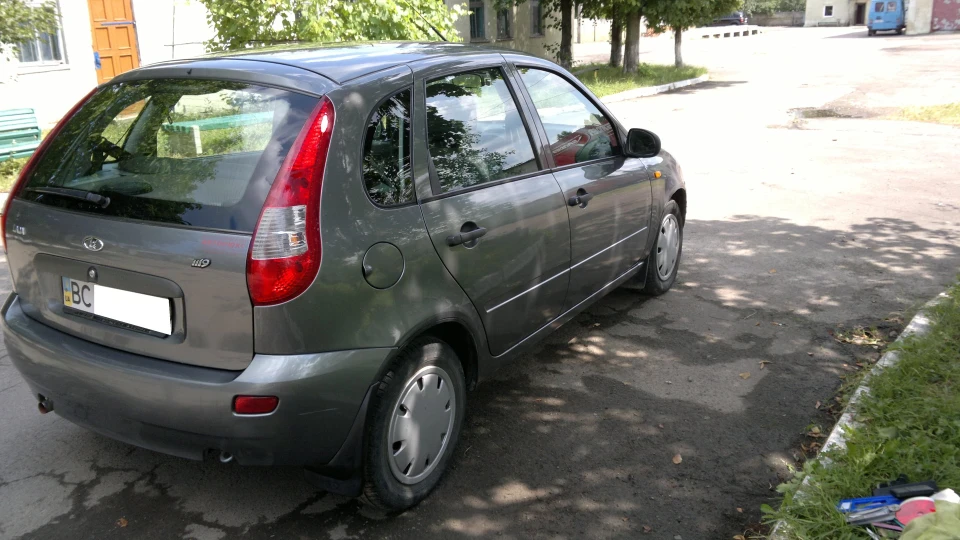 Lada Калина Хетчбек 5
