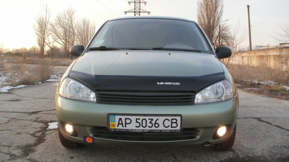Lada Калина Хетчбек Бадьорий Калінтос 3