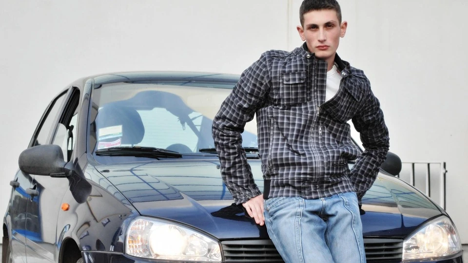 Lada Калина Хетчбек Чорниця