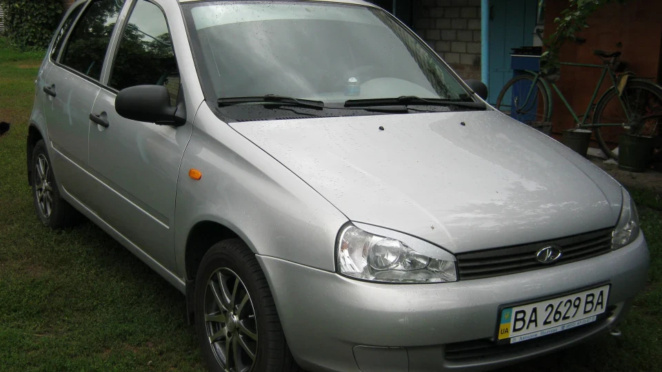 Lada Калина Хетчбек Задоволений, найкраща з ваз))