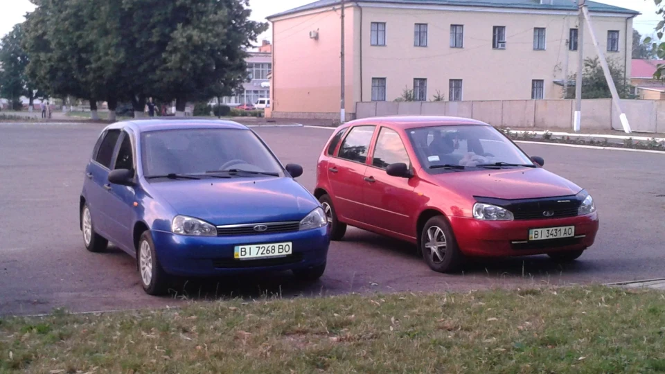 Lada Калина Хетчбек Синій мокасин 3