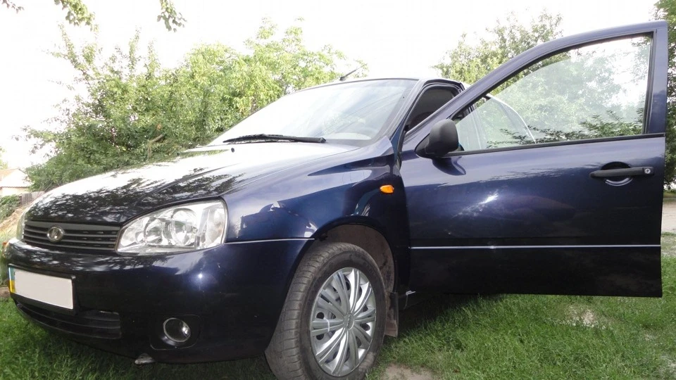 Lada Калина Хетчбек Сливка