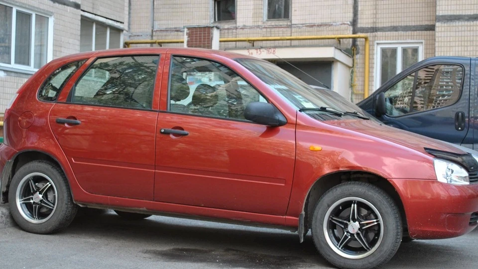 Lada Калина Хетчбек Поспіх