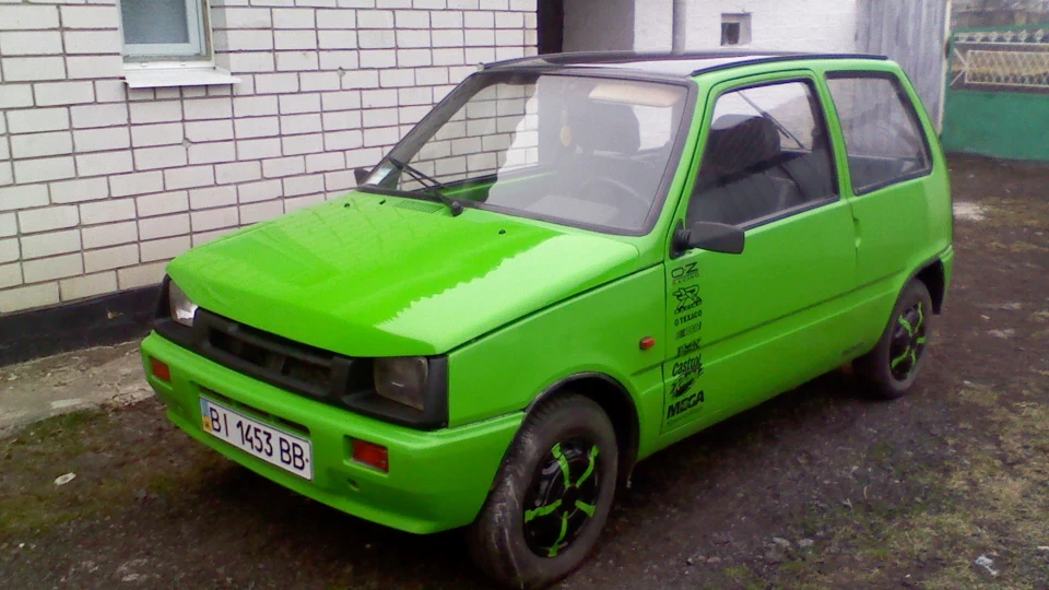 Lada Ока САЛАТНИЦЯ ) 2
