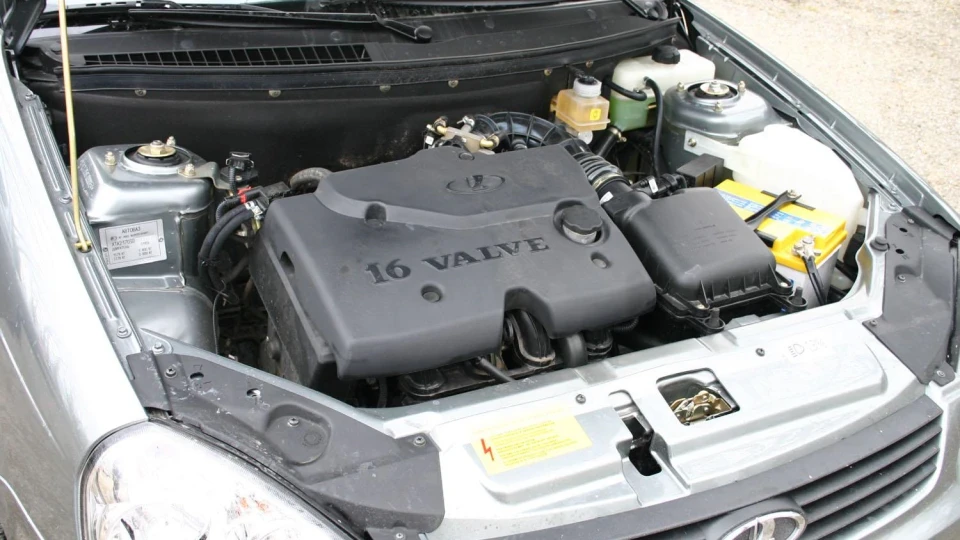 Lada Пріора Седан 2
