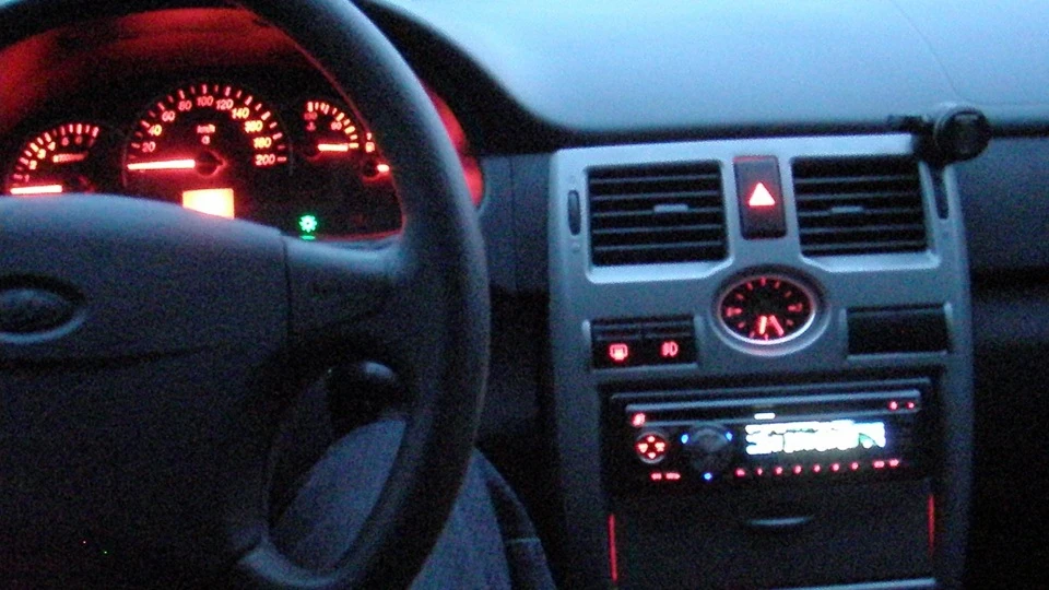 Lada Пріора Седан 2