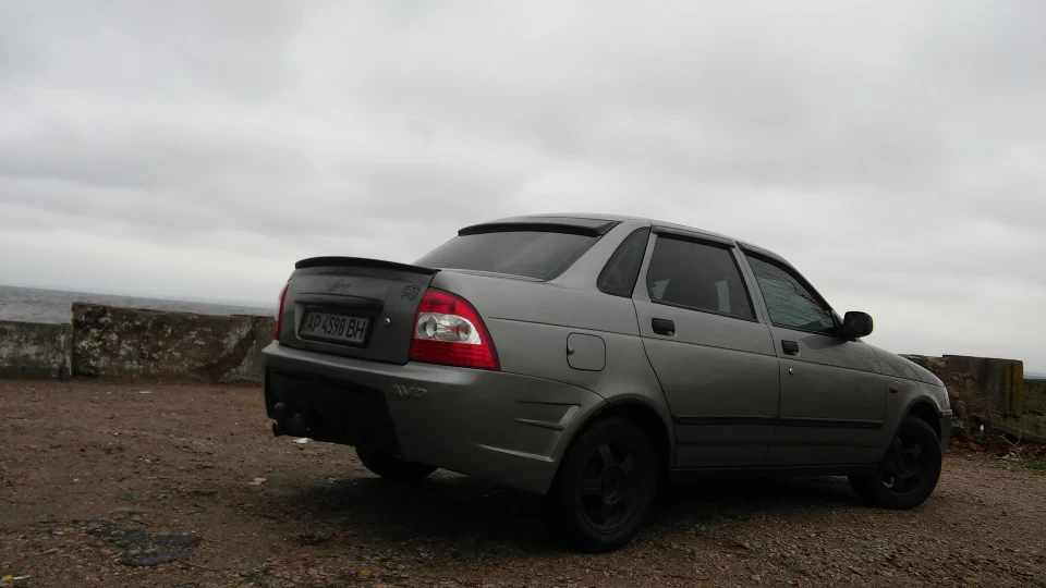Lada Пріора Седан
