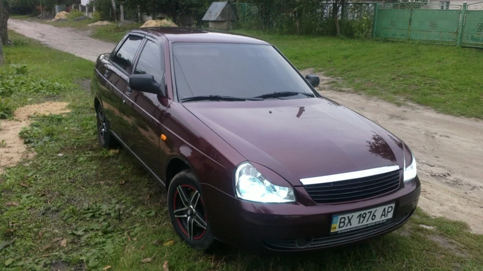 Lada Пріора Седан