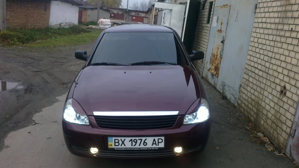 Lada Пріора Седан 2