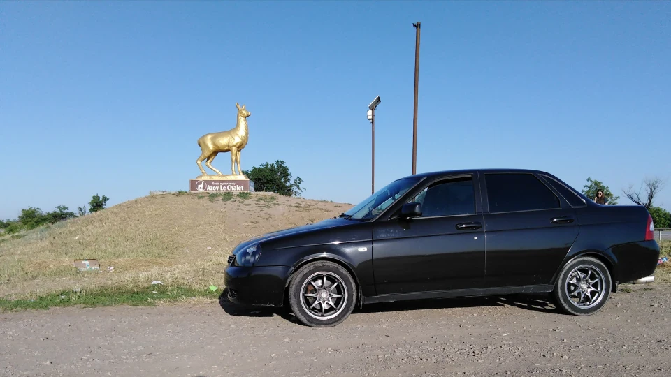 Lada Пріора Седан 4