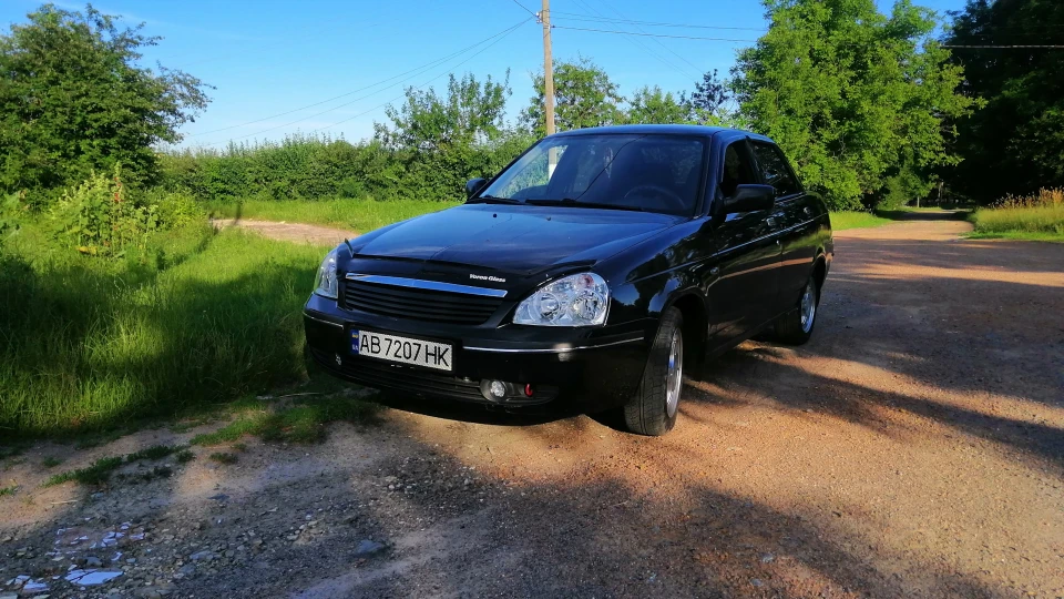 Lada Пріора Седан