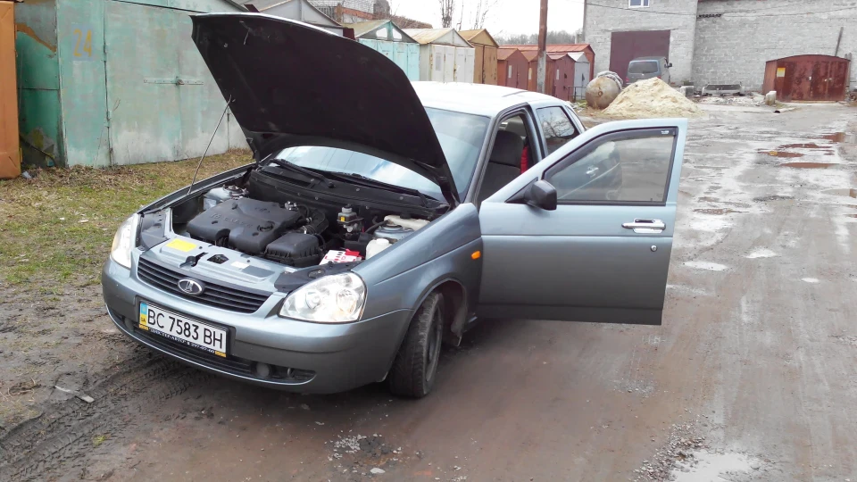 Lada Пріора Седан