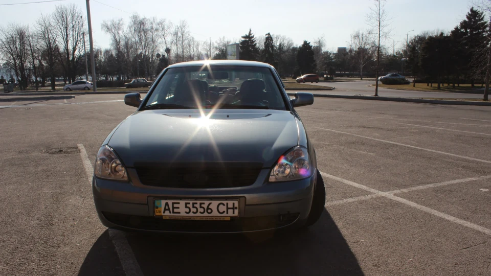 Lada Пріора Седан 2