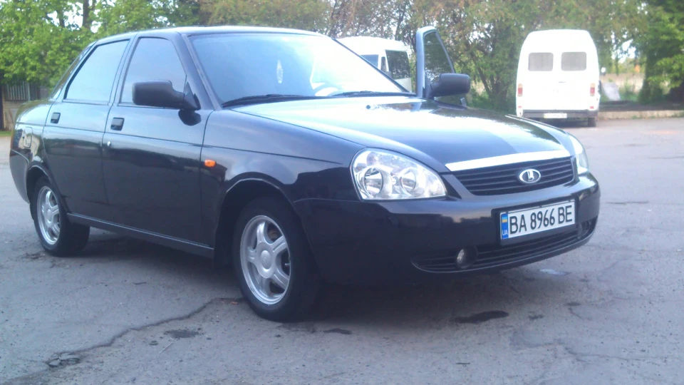 Lada Пріора Седан