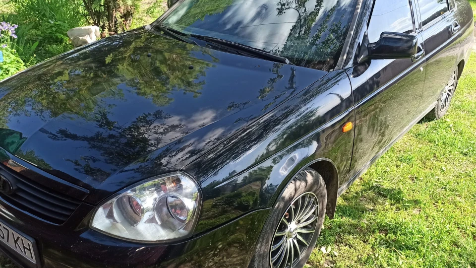 Lada Пріора Седан